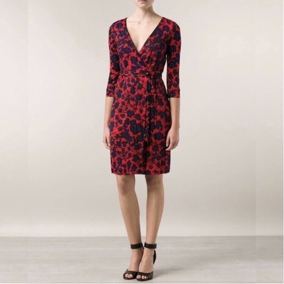 Diane Von Furstenberg Dresses & Skirts - 🤩 DVF DIANE Von FURSTENBURG Julian mini Wrap Dress Size 6